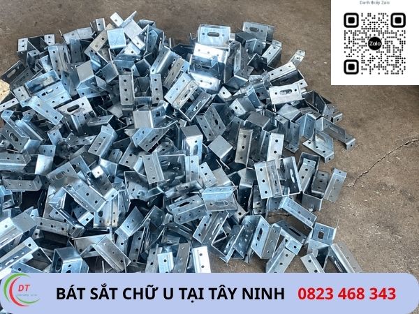 bát u xà gồ